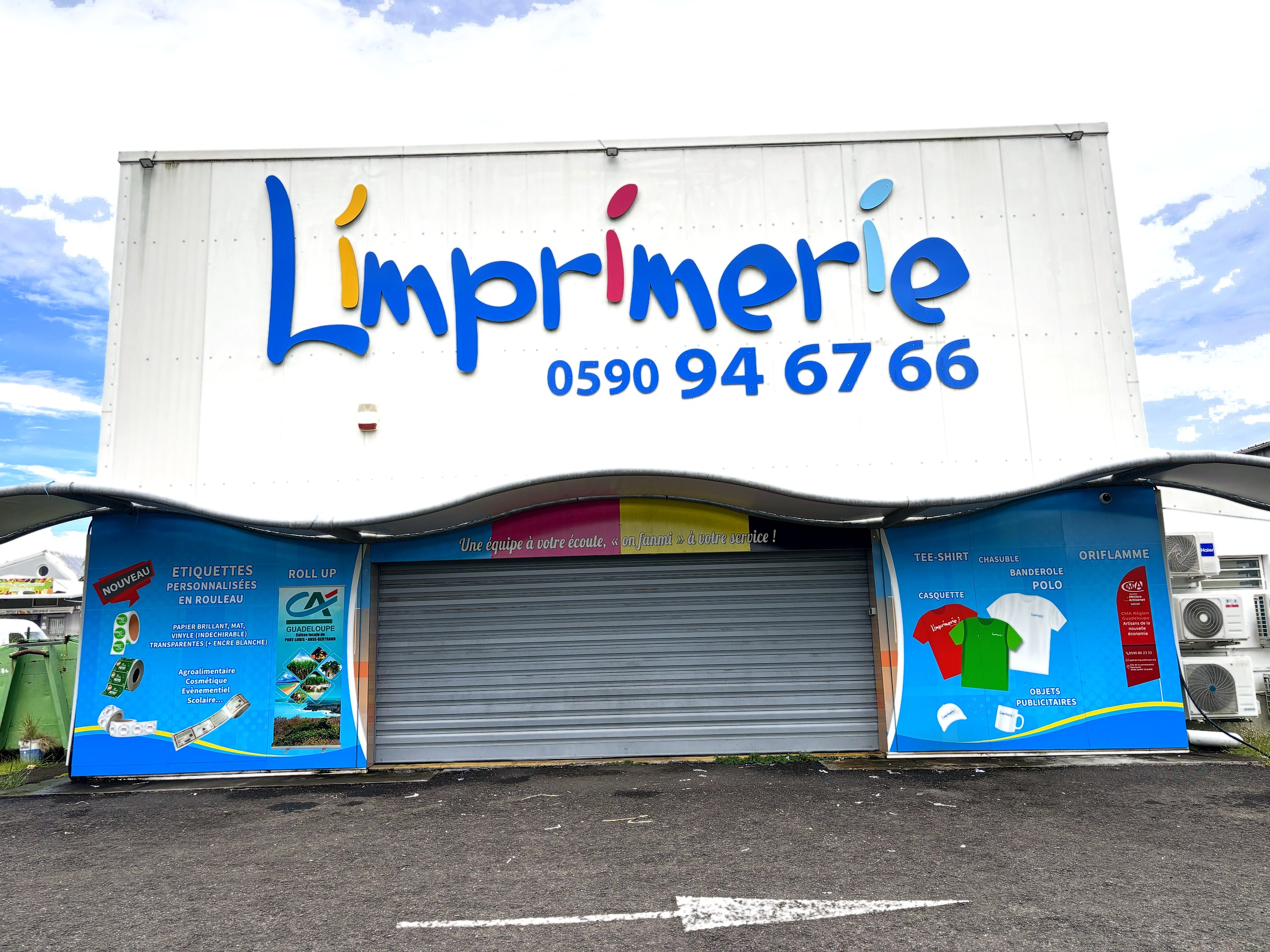 Devanture réelle de L'imprimerie à Goyave — L'imprimerie, 0590 94 67 66